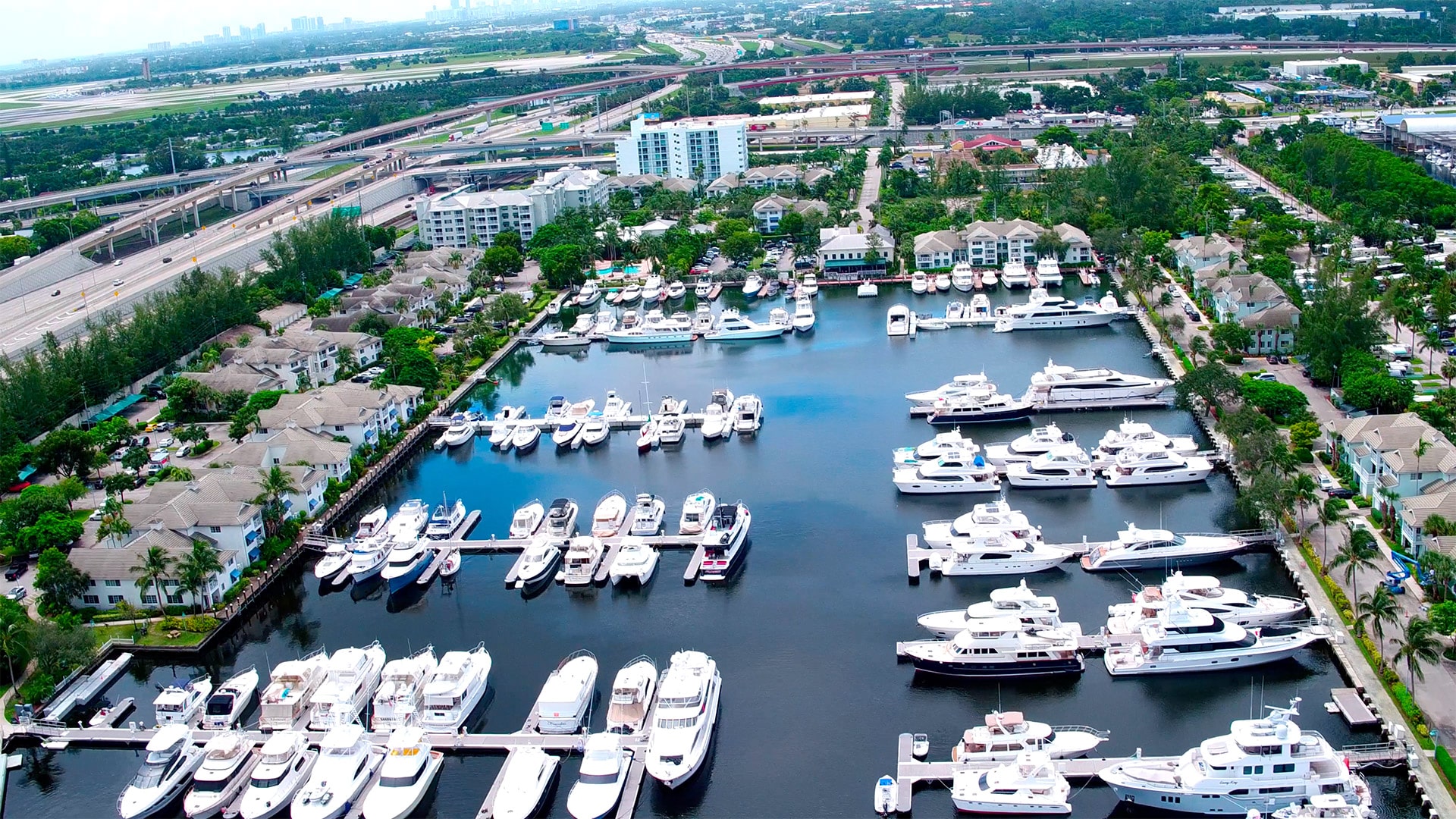 marina bay yachting center